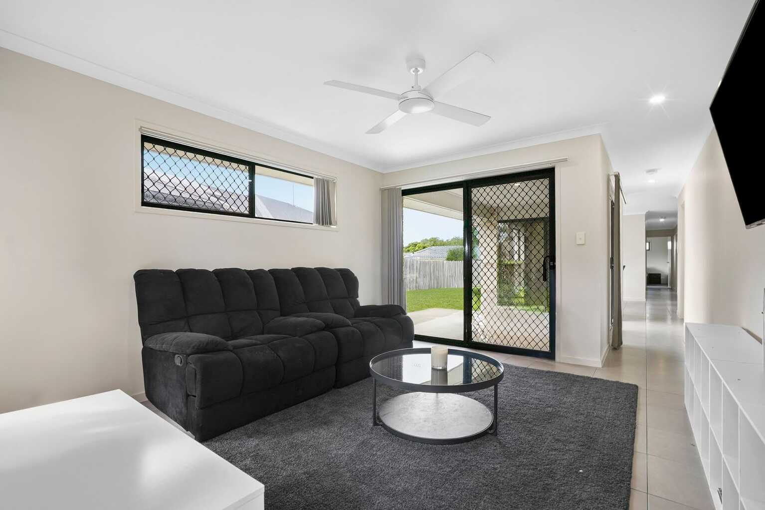 1/25 Lyndon Way Bellmere