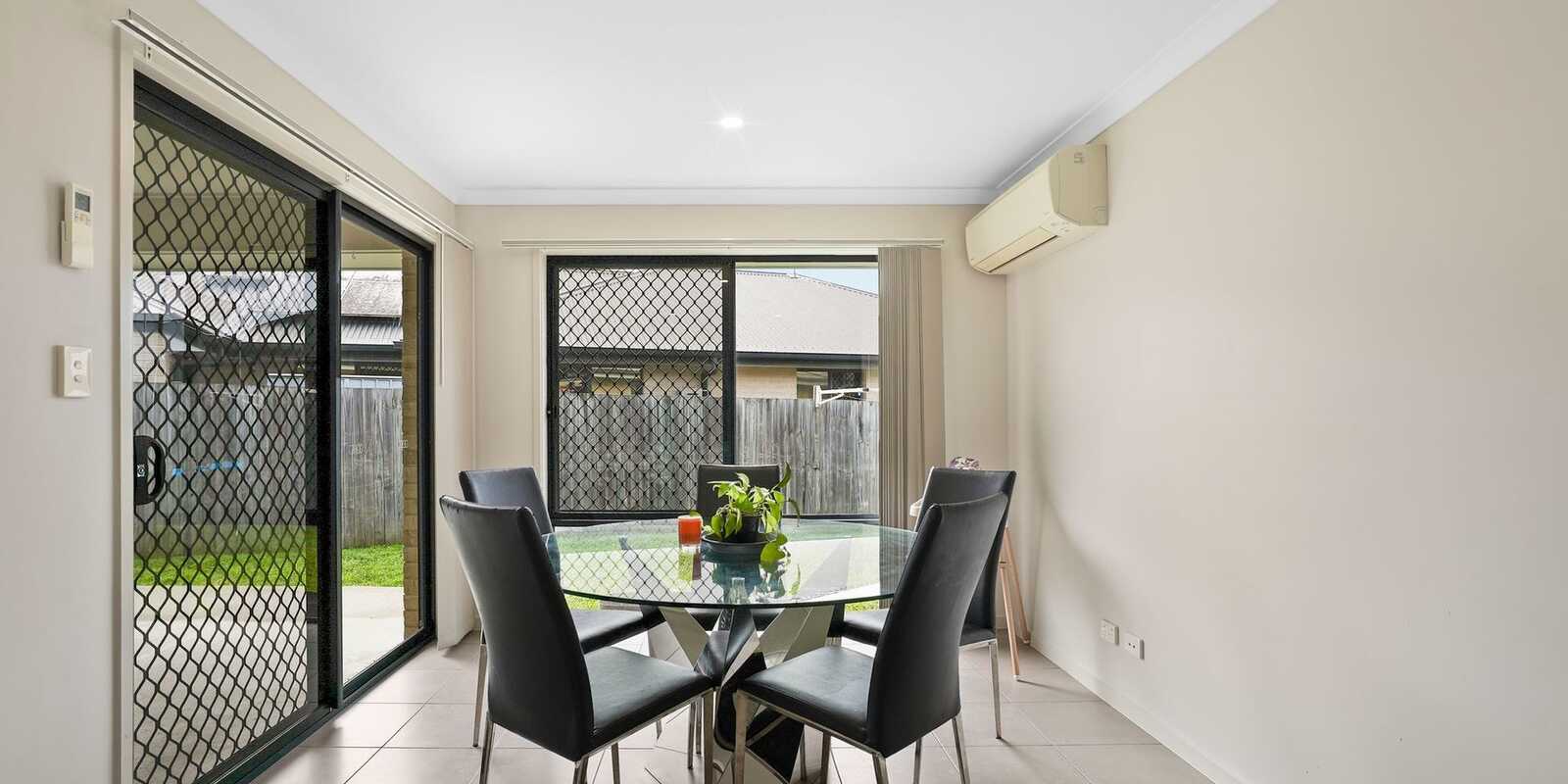 1/25 Lyndon Way Bellmere