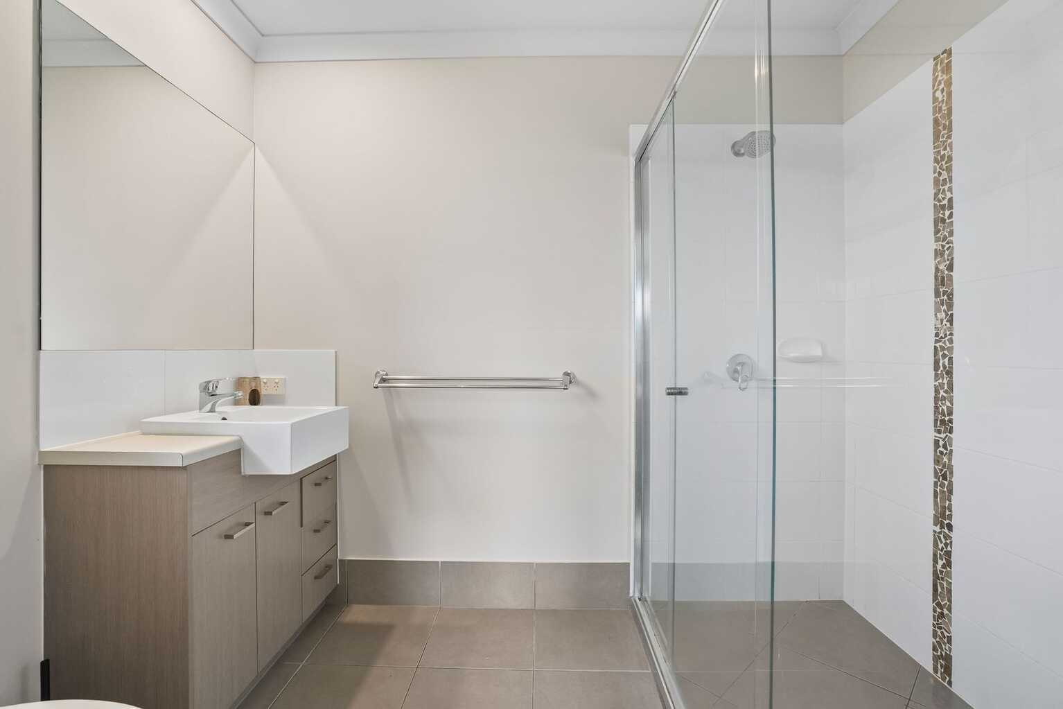 1/25 Lyndon Way Bellmere