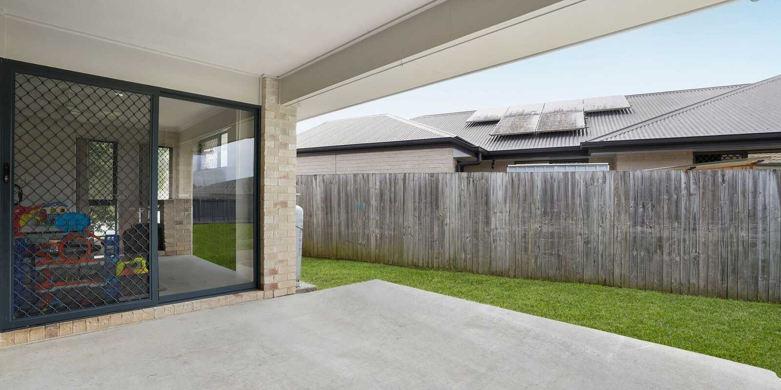 1/25 Lyndon Way Bellmere