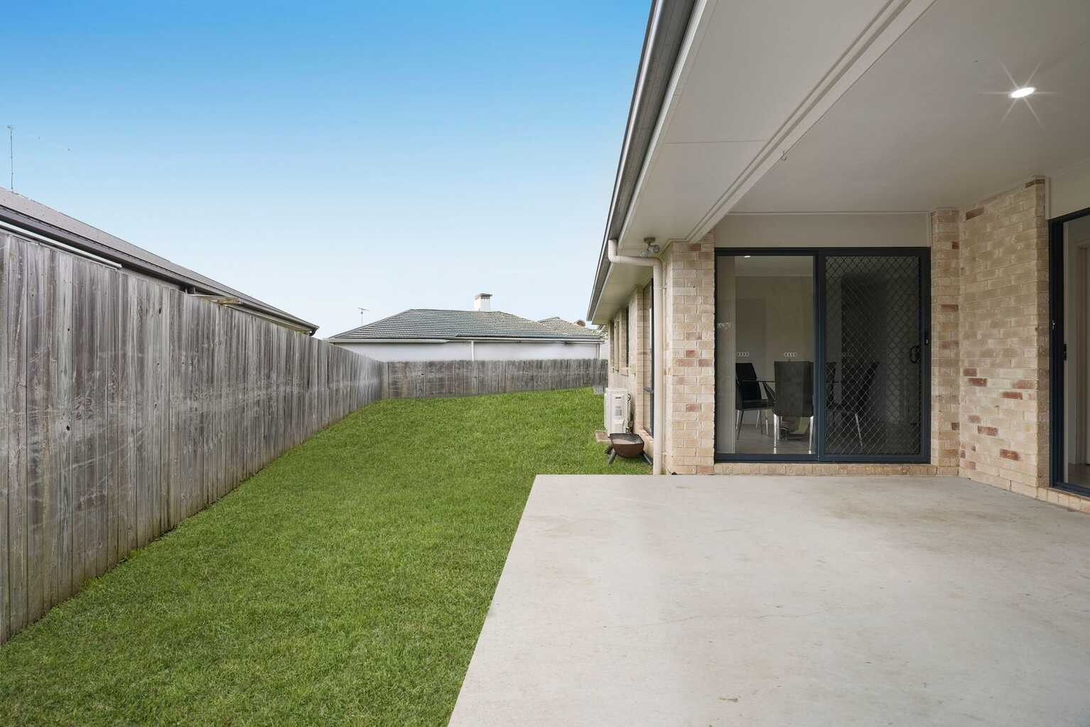 1/25 Lyndon Way Bellmere