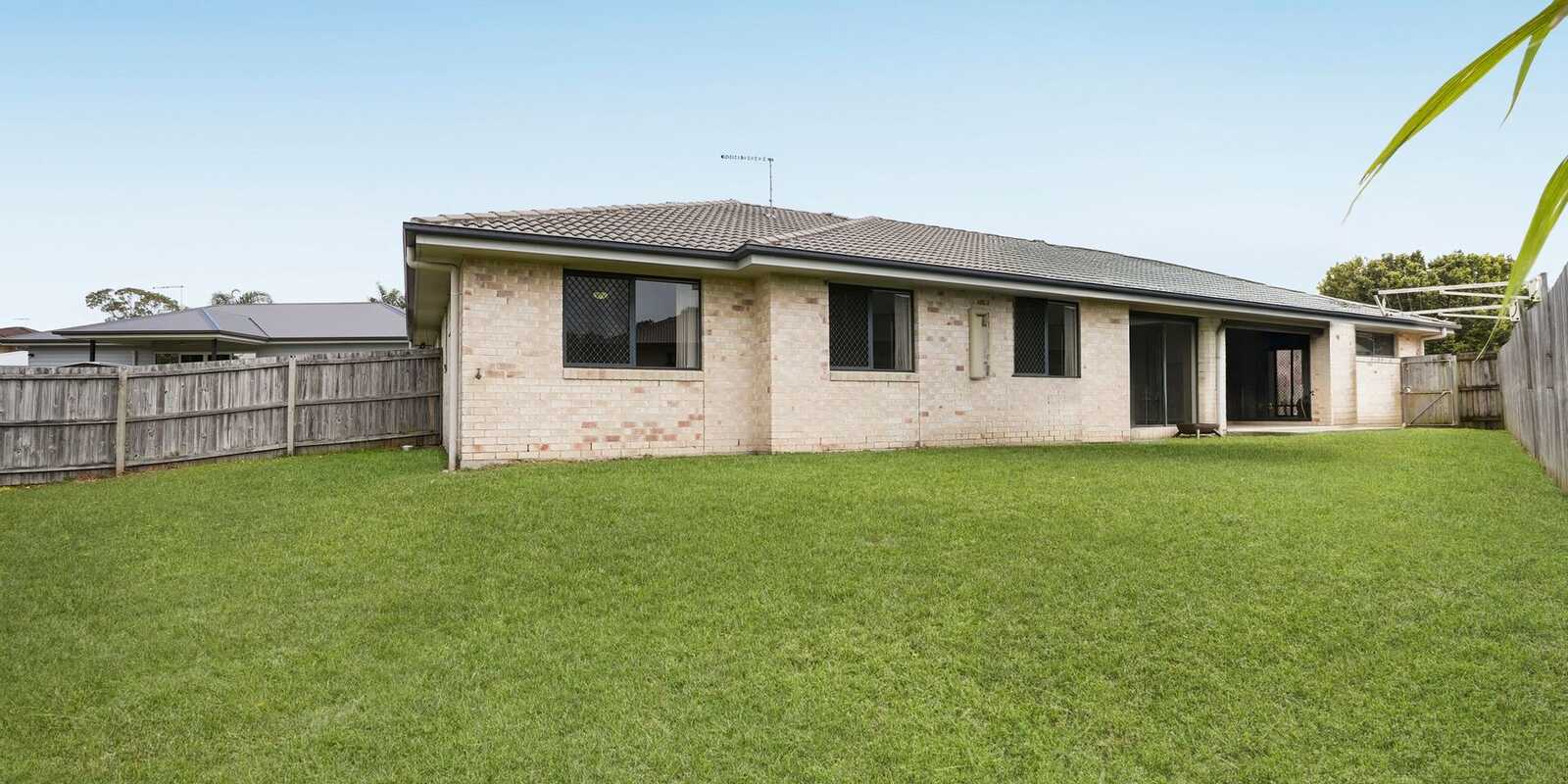 1/25 Lyndon Way Bellmere