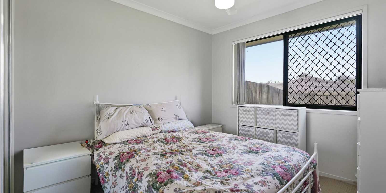2/25 Lyndon Way Bellmere