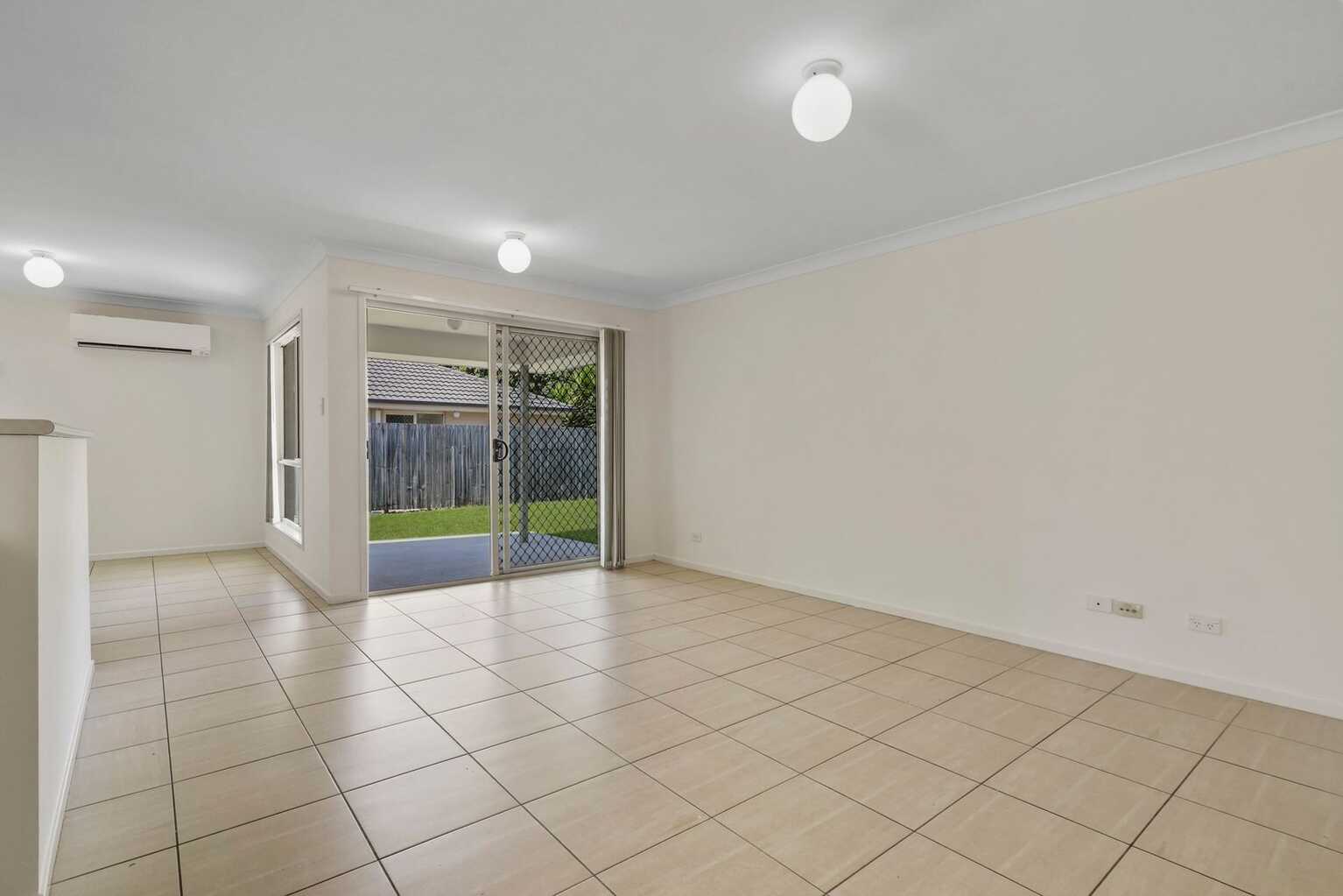 22 Piccadilly Street Bellmere