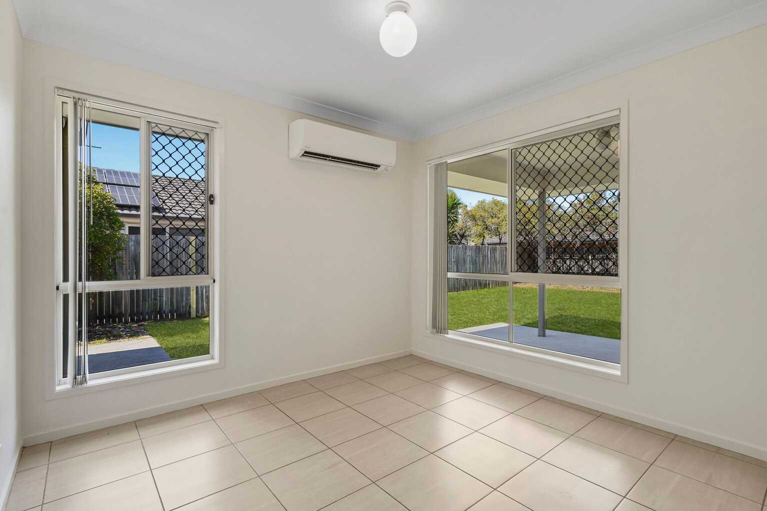 22 Piccadilly Street Bellmere