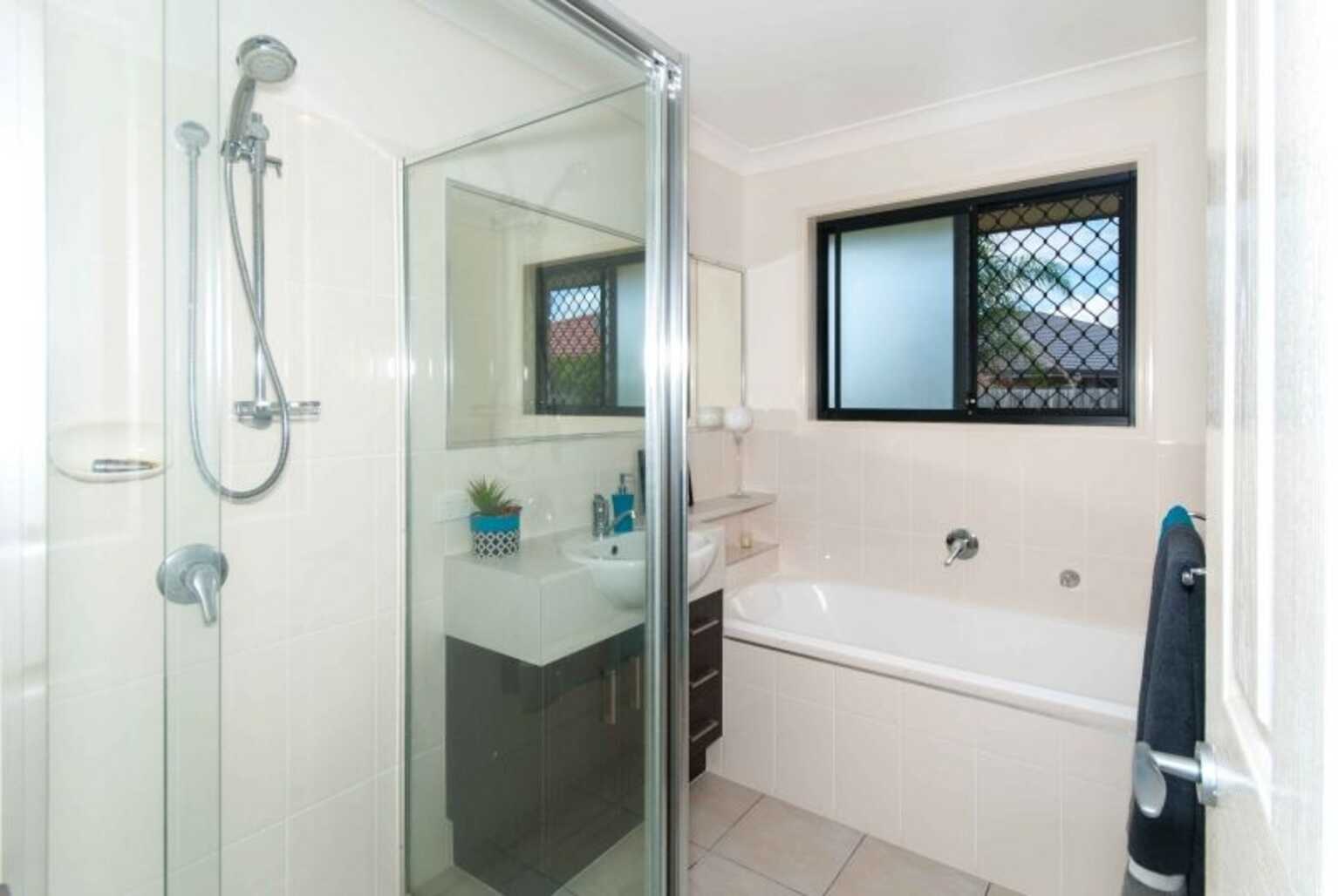 4 Lawrie Court Caboolture