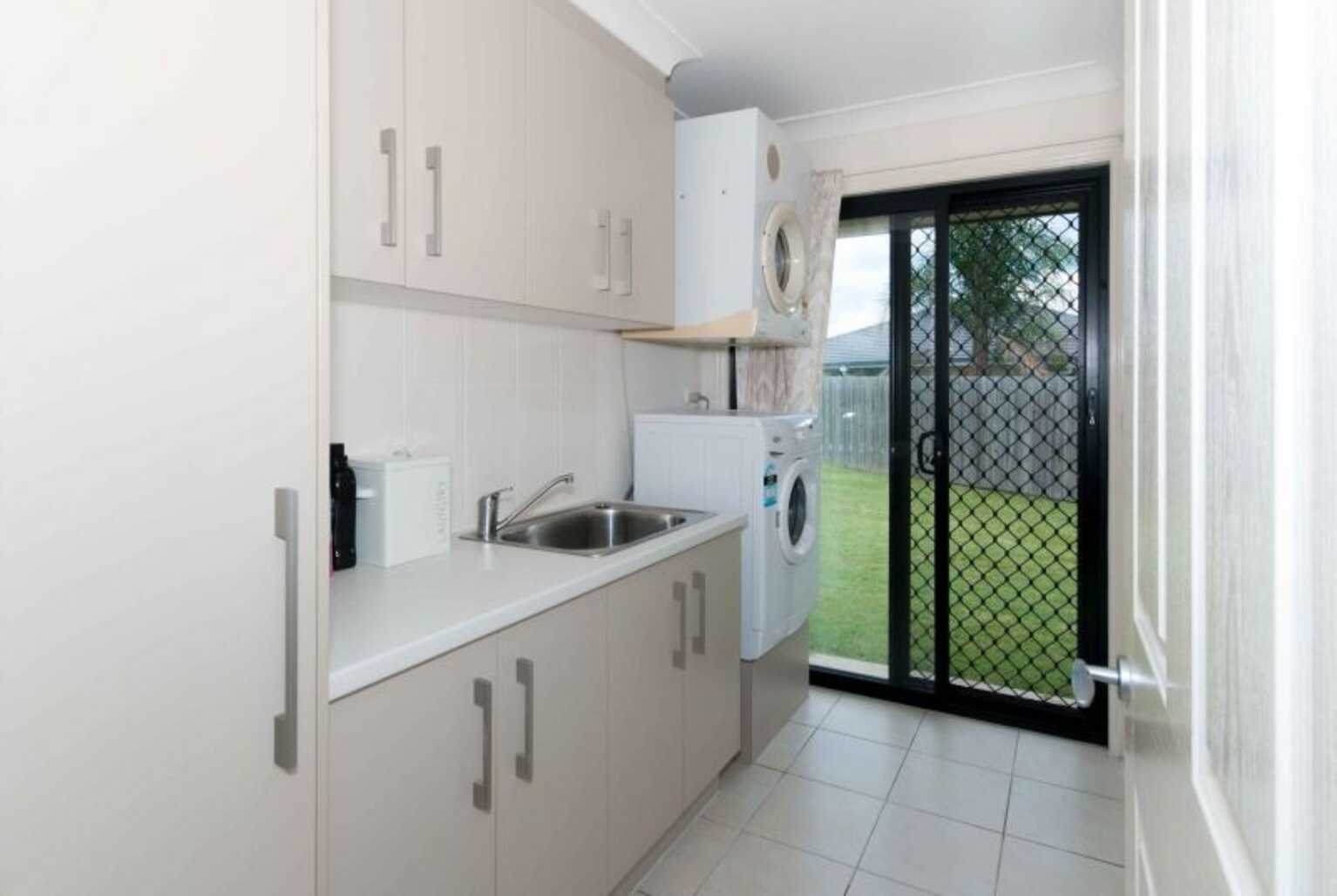 4 Lawrie Court Caboolture
