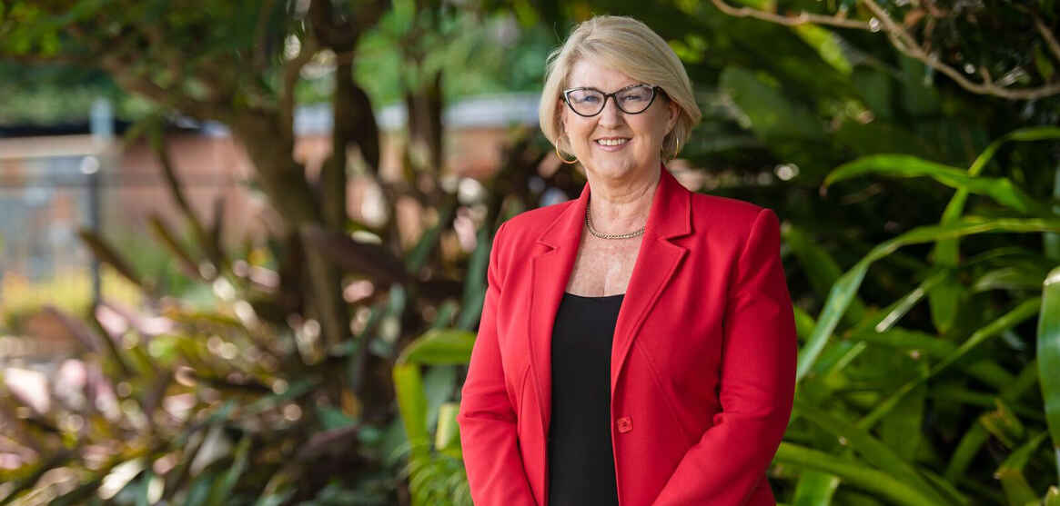 Sue Dewar Sue Dewar