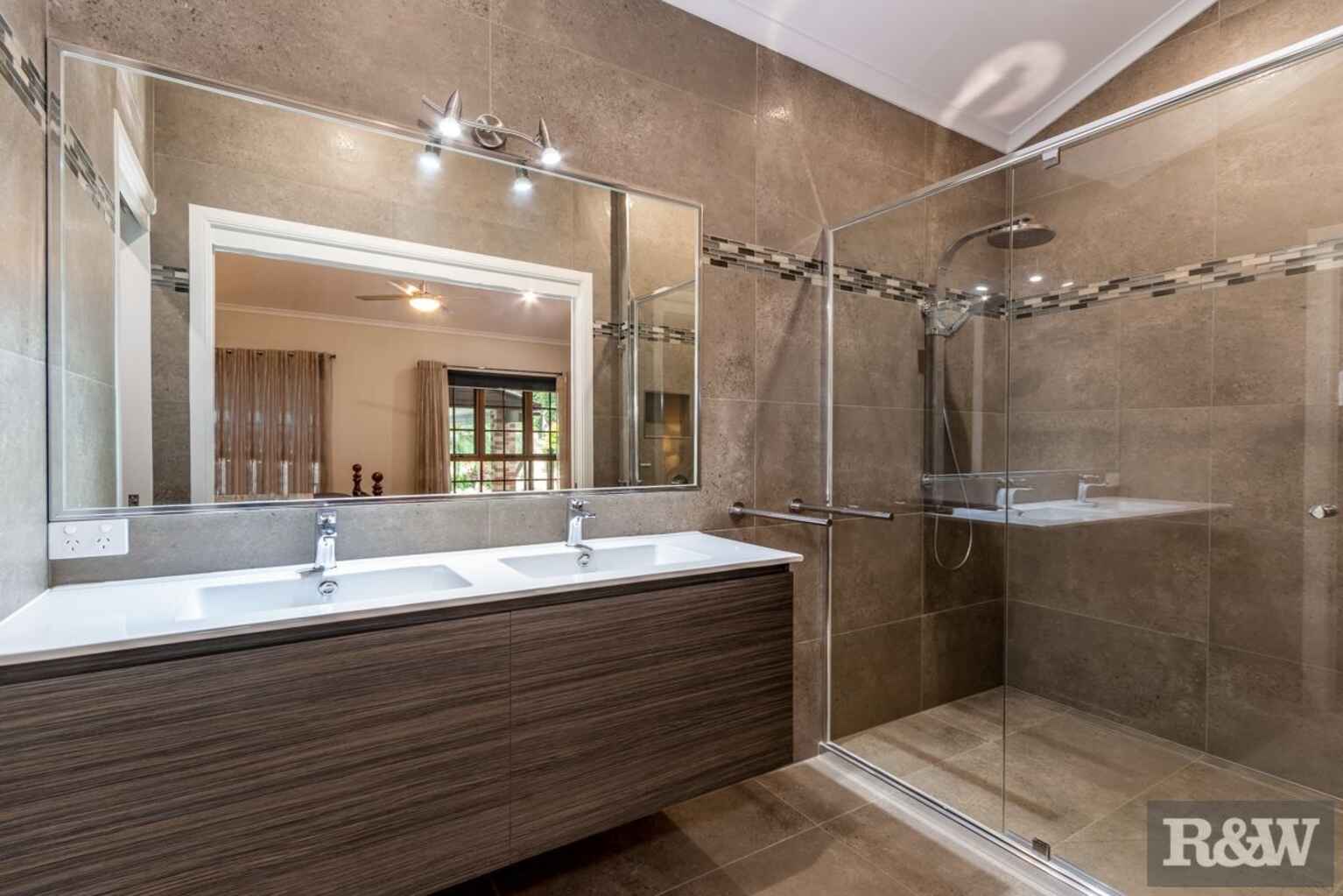 7 Bellwood Court Bellmere