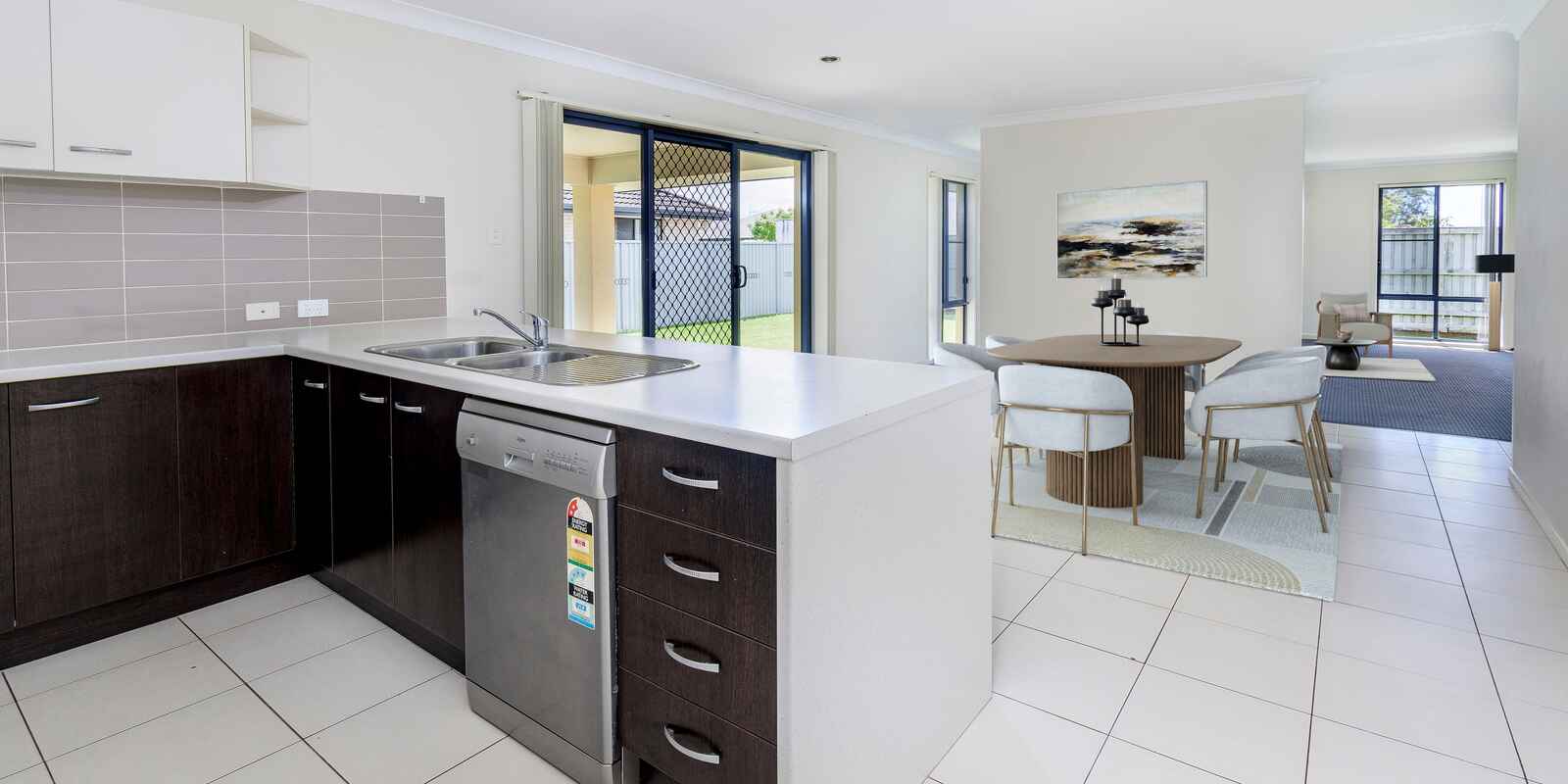 8 Leopardtree Drive Upper Caboolture 8 Leopardtree Drive Upper Caboolture