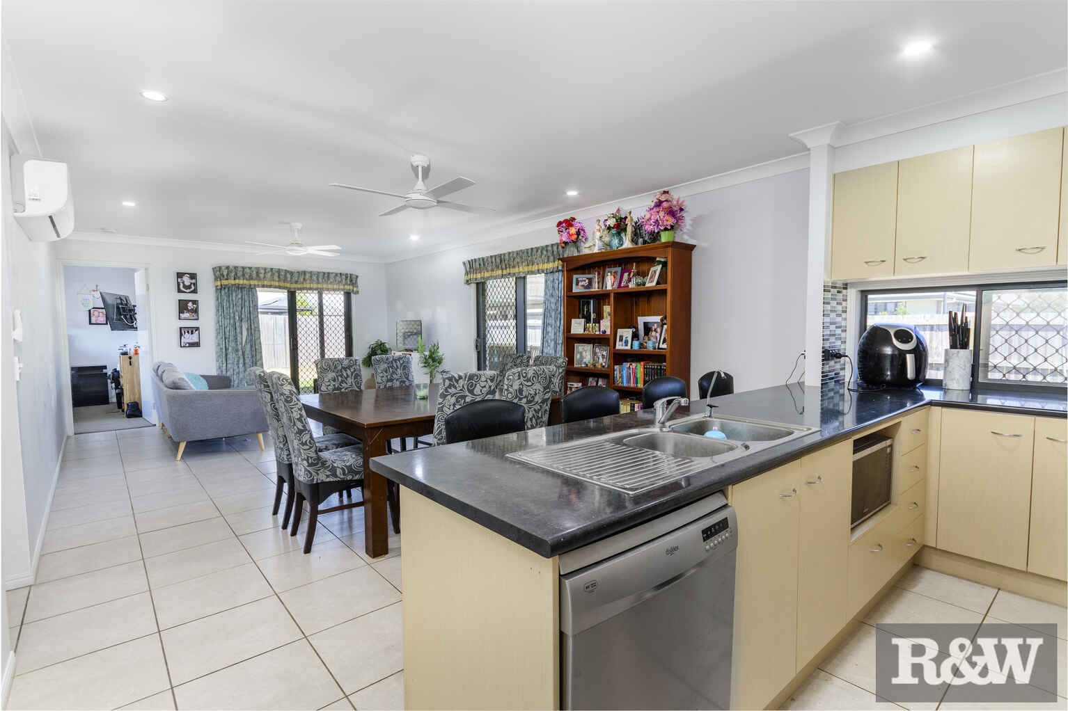 7 Creekview Court Caboolture