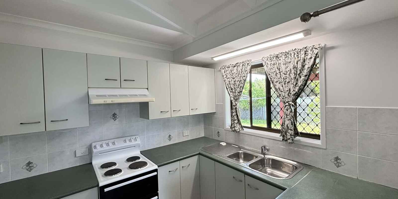 24 Meadow Street Caboolture