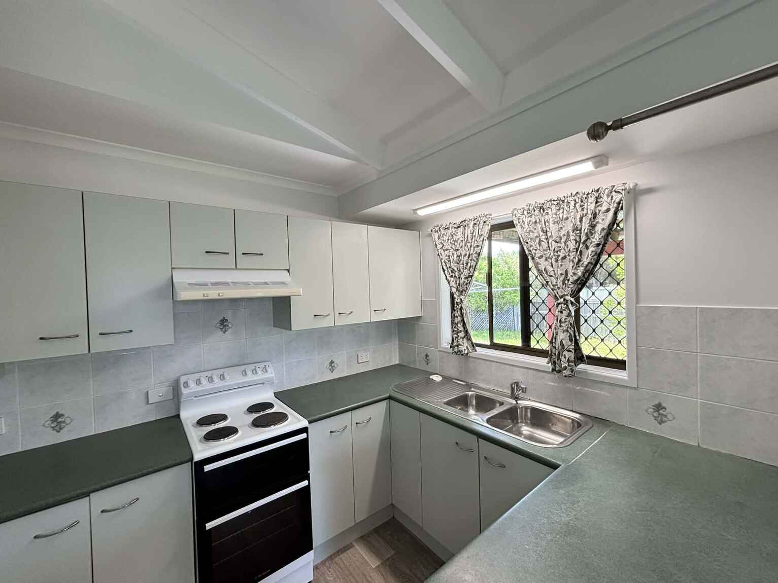 24 Meadow Street Caboolture