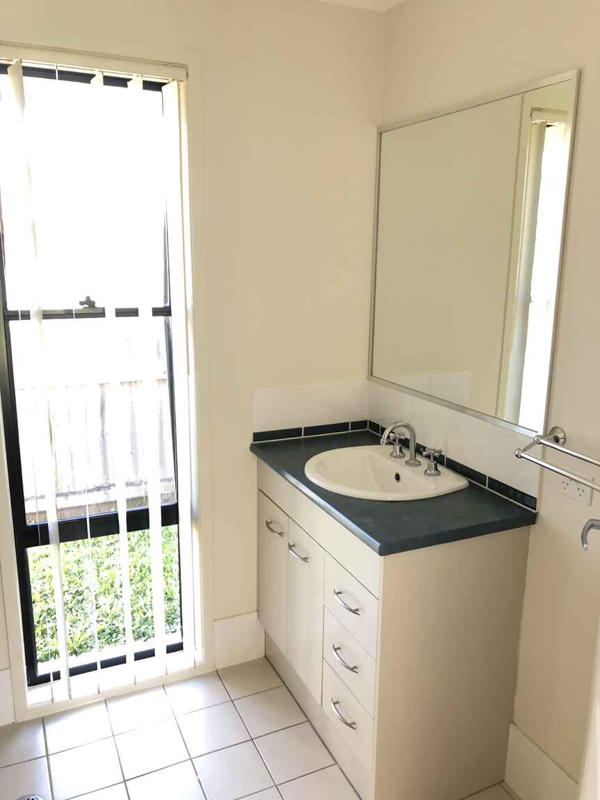 24 Swann Road Bellmere