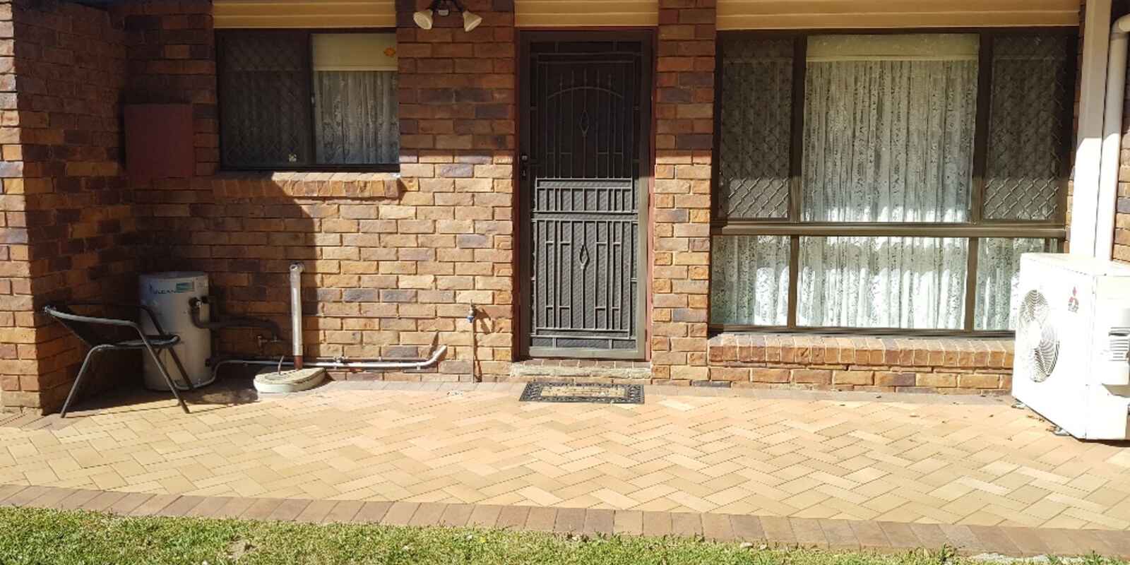 2/12 Charles Street Caboolture