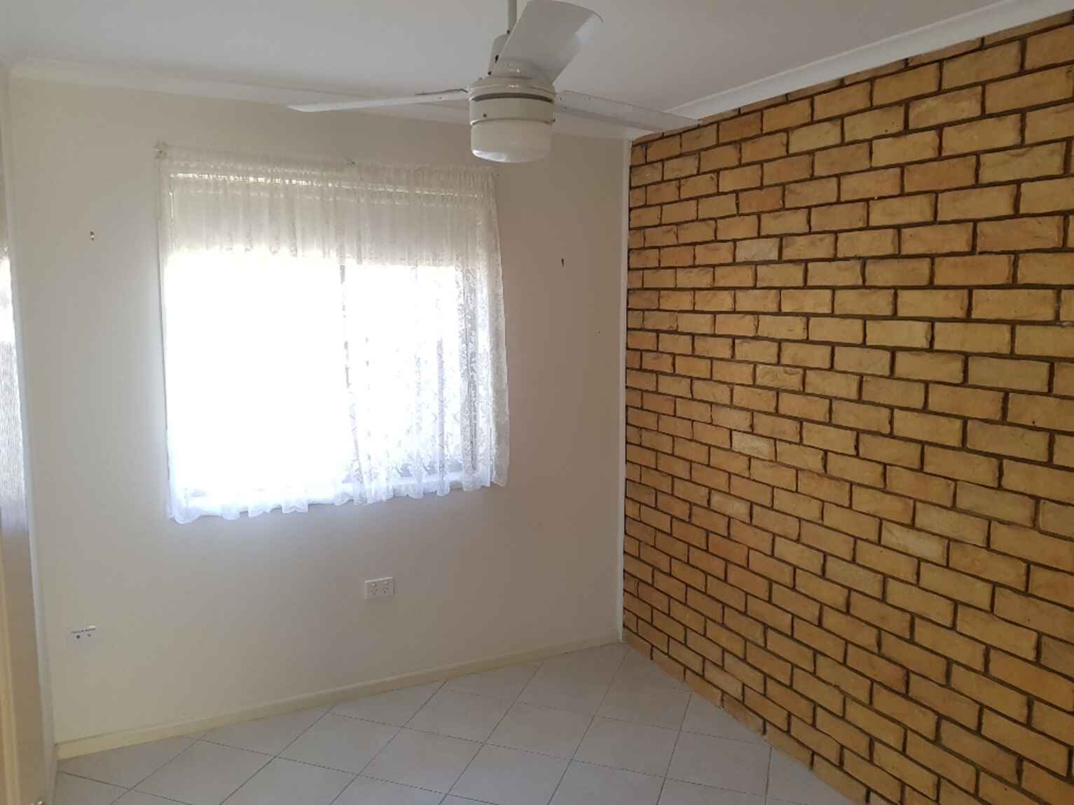 2/12 Charles Street Caboolture