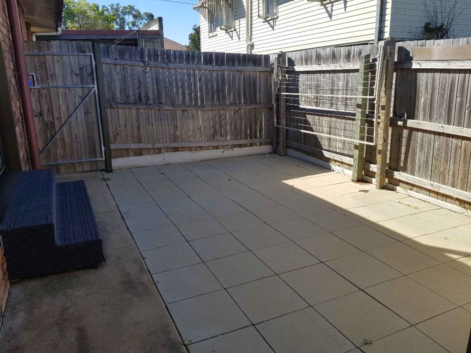 2/12 Charles Street Caboolture