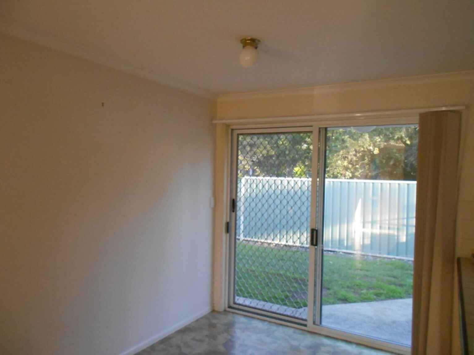 2/27 Manley Street Caboolture