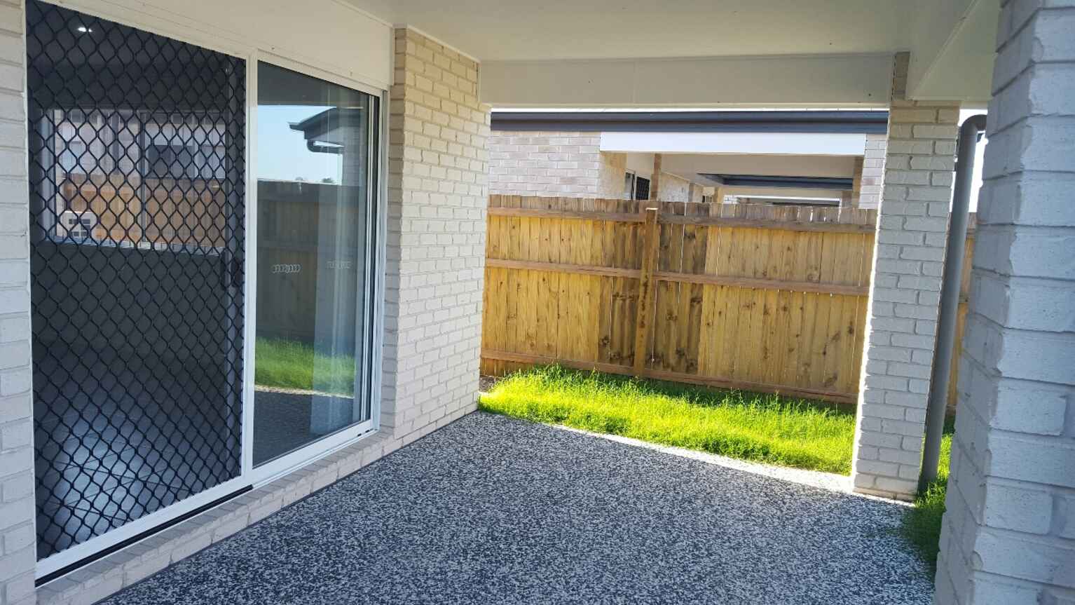 2/7 Schiffke Court Caboolture