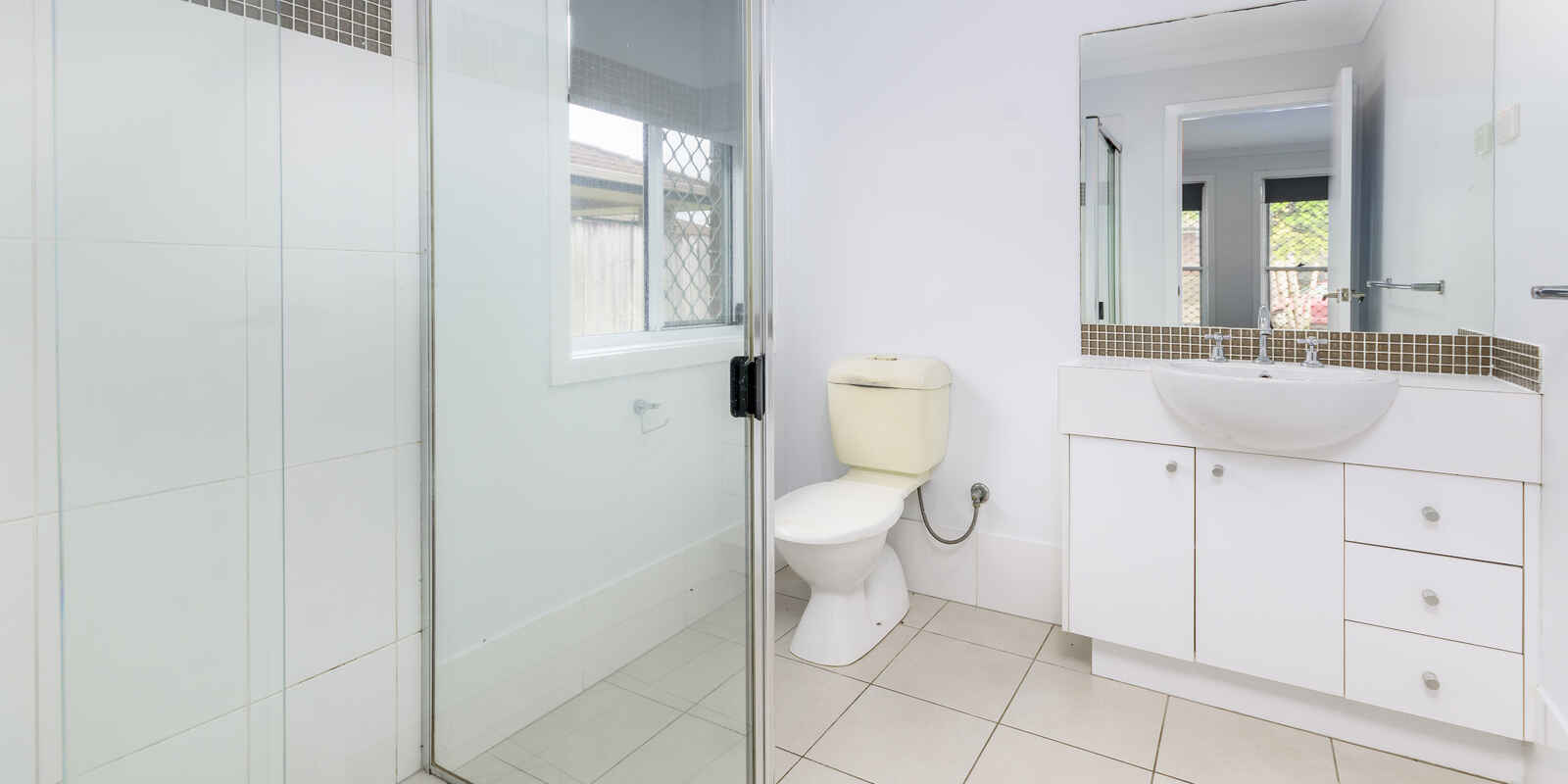 10 Peggy Road Bellmere