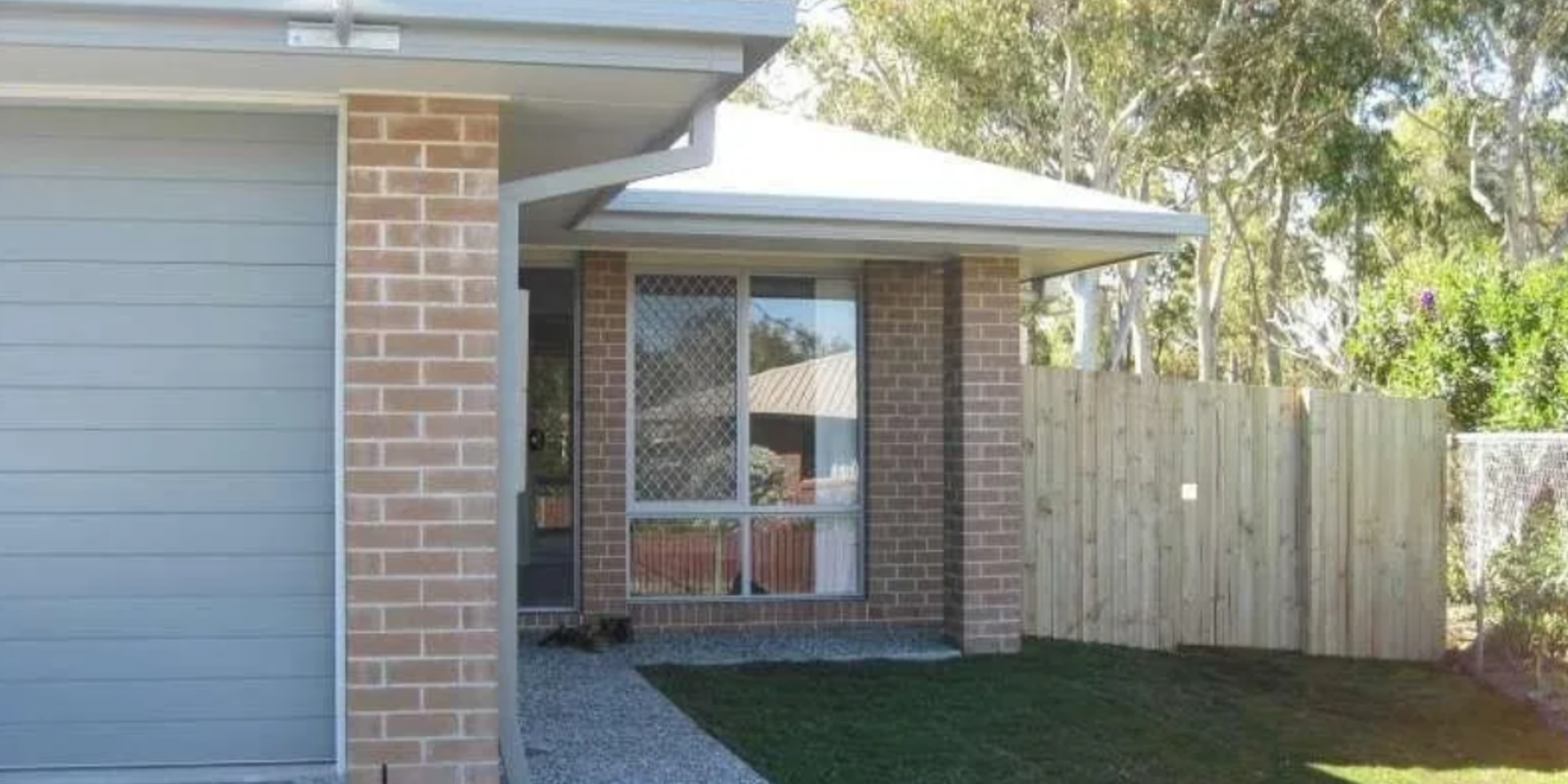 2/7 Hancock Street Caboolture