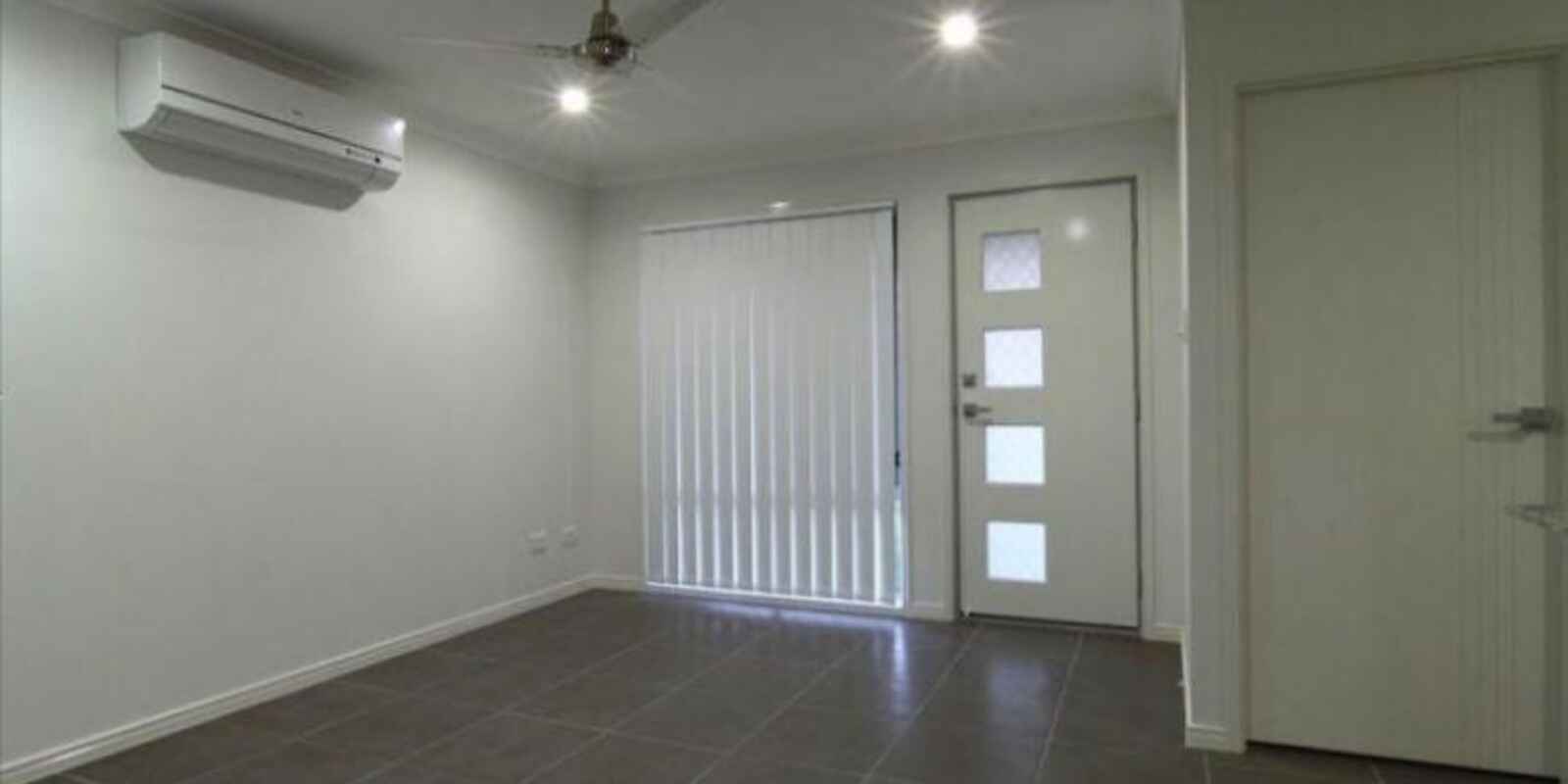 2/7 Hancock Street Caboolture