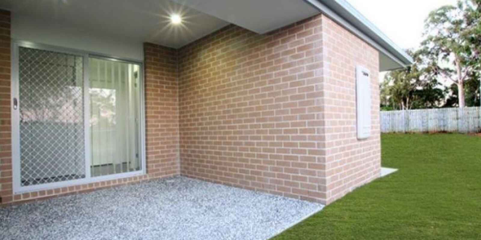 2/7 Hancock Street Caboolture