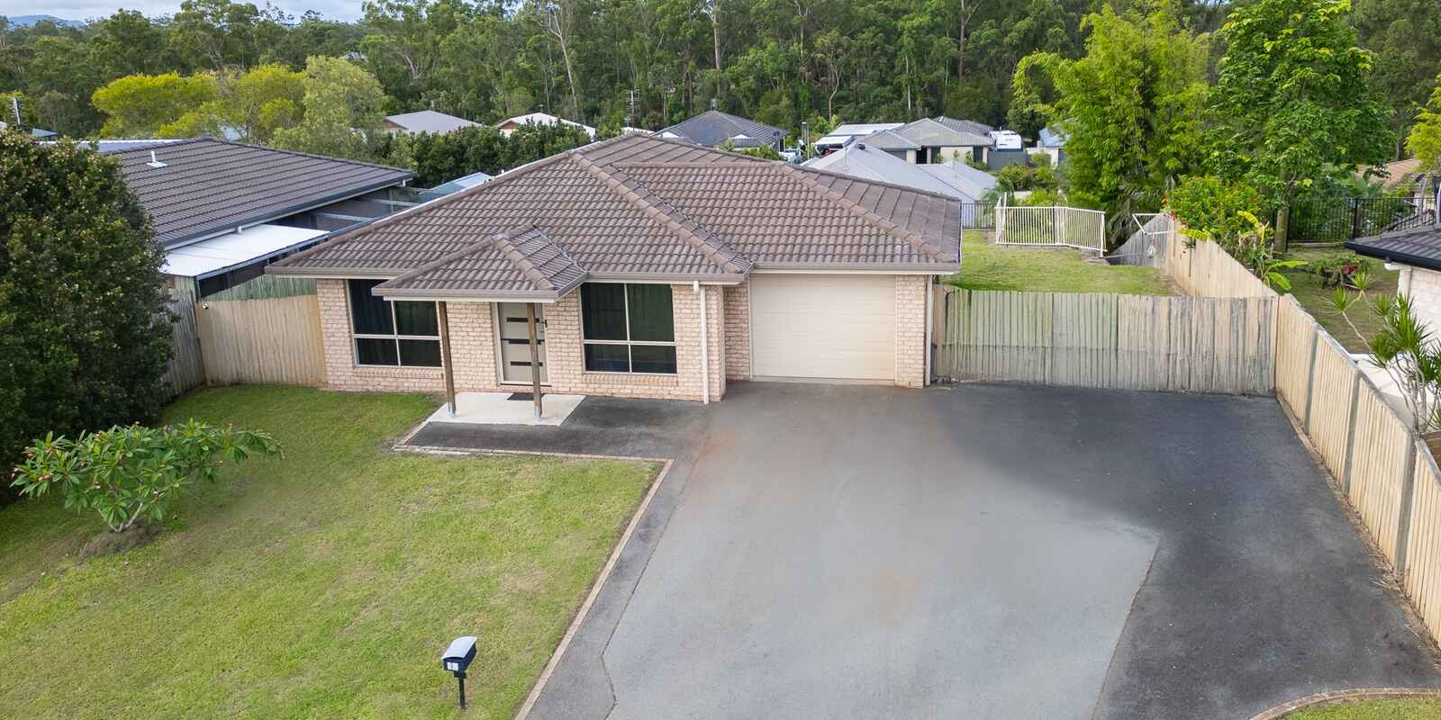 15 Binowee Court D'aguilar 15 Binowee Court D'aguilar