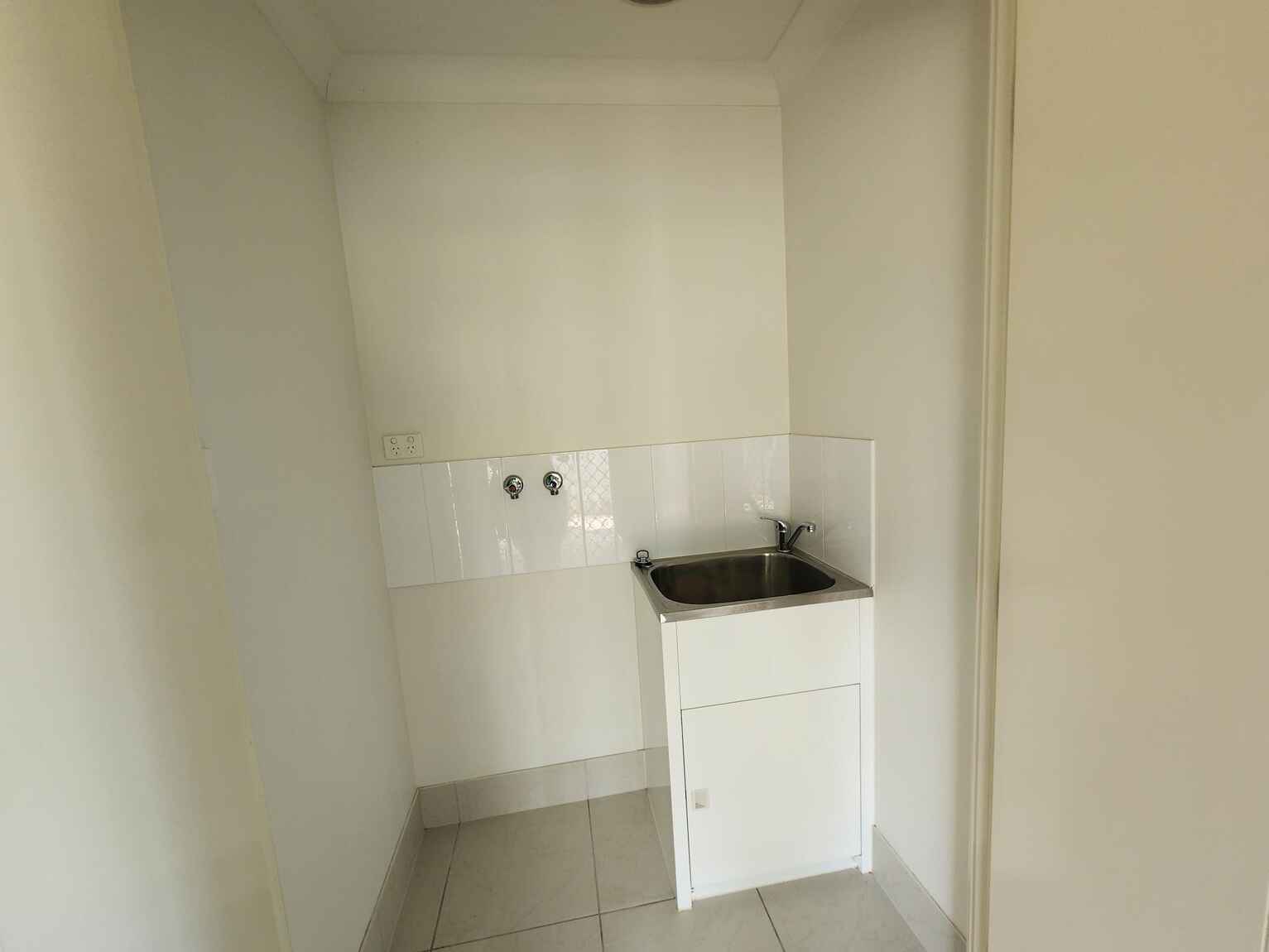 2/61 Reibelt Drive Caboolture