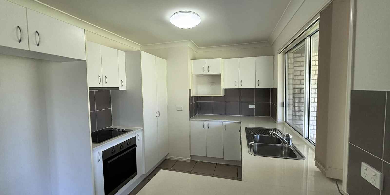 2 Tedar Close Bellmere