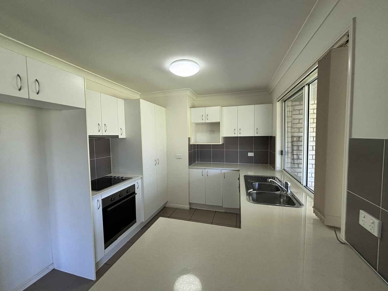 2 Tedar Close Bellmere