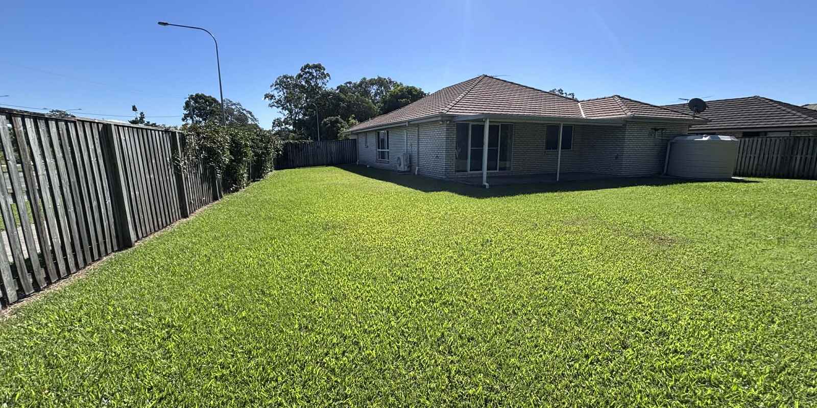 2 Tedar Close Bellmere