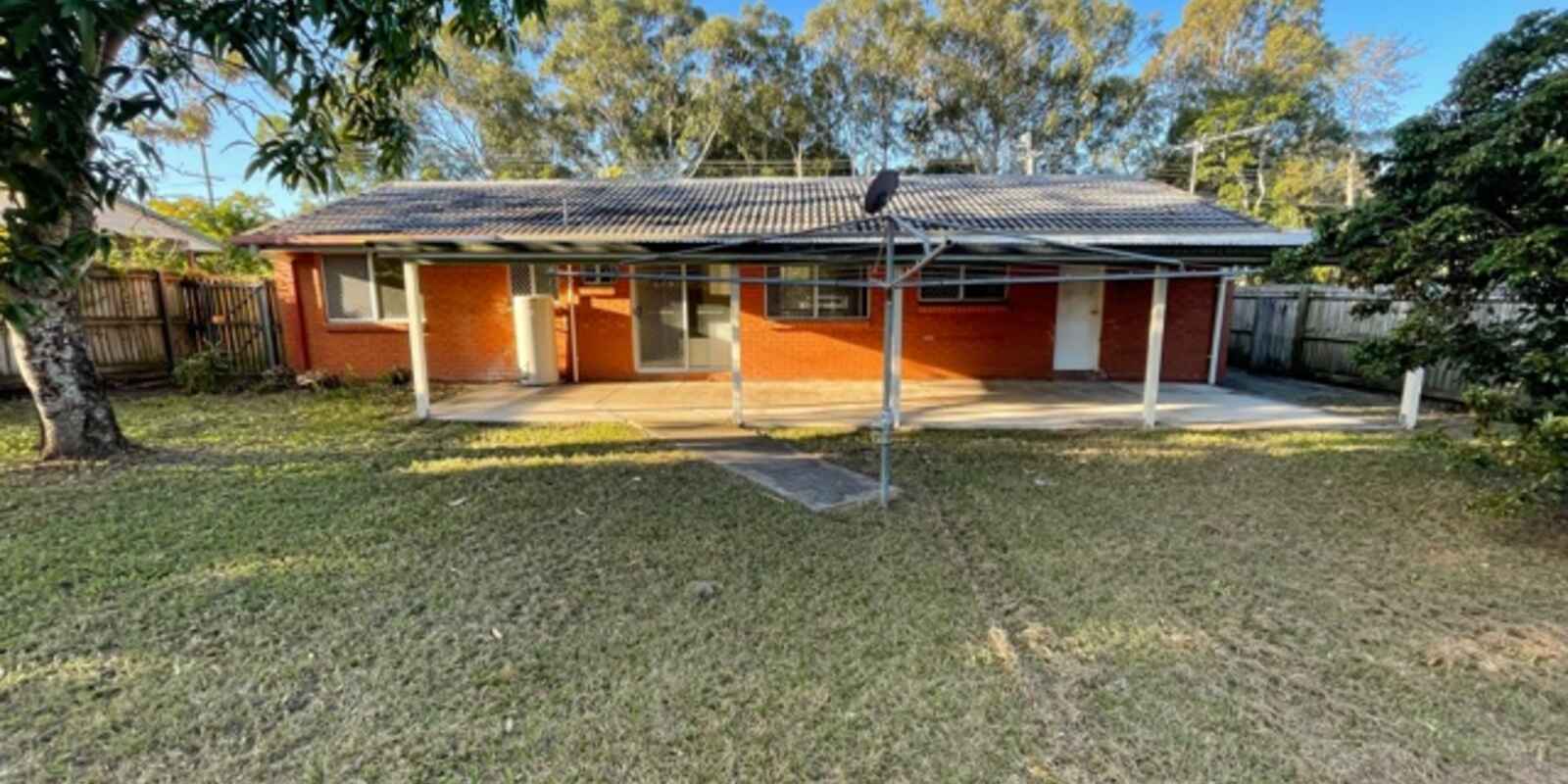 93 Old Bay Road Deception Bay