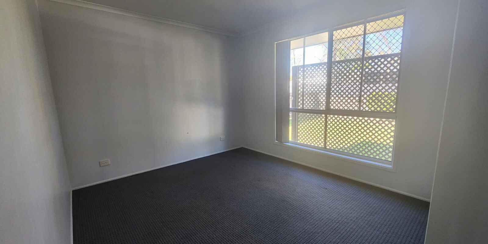 93 Old Bay Road Deception Bay