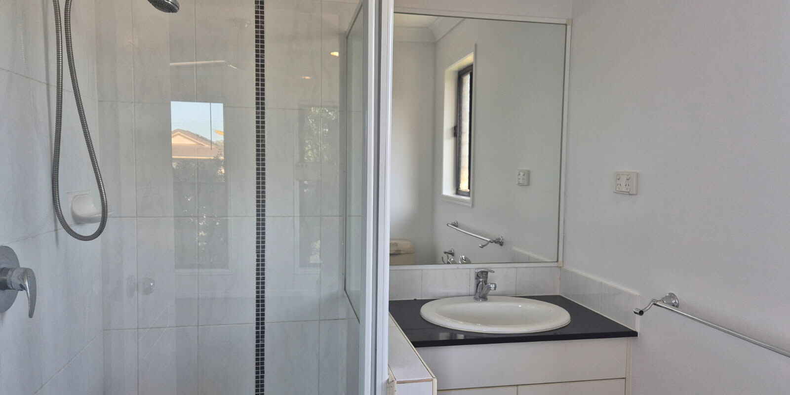 7 Dear Place Bellmere