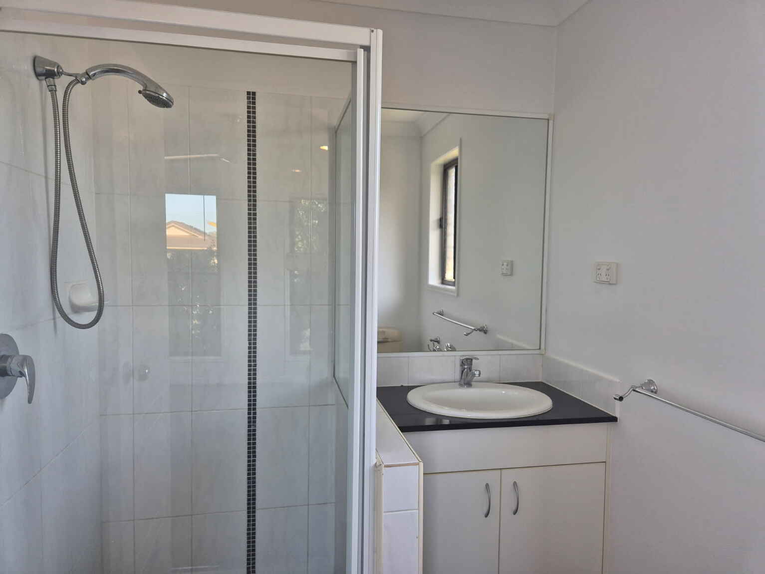 7 Dear Place Bellmere