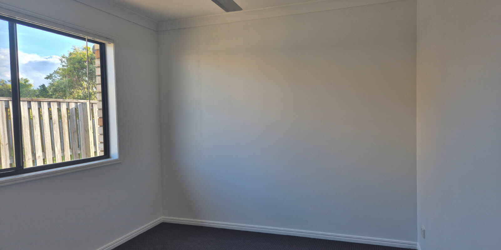 7 Dear Place Bellmere