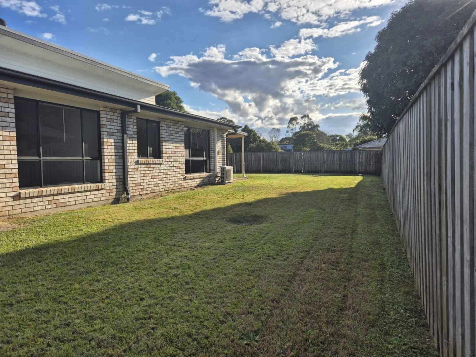 7 Dear Place Bellmere