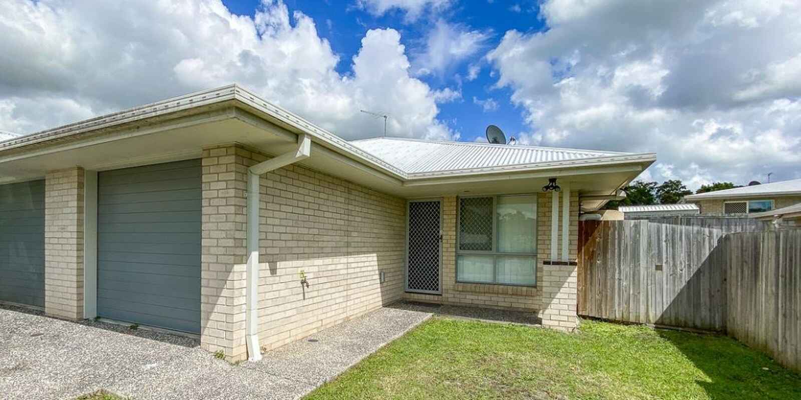 2/11 Thistle Street Upper Caboolture