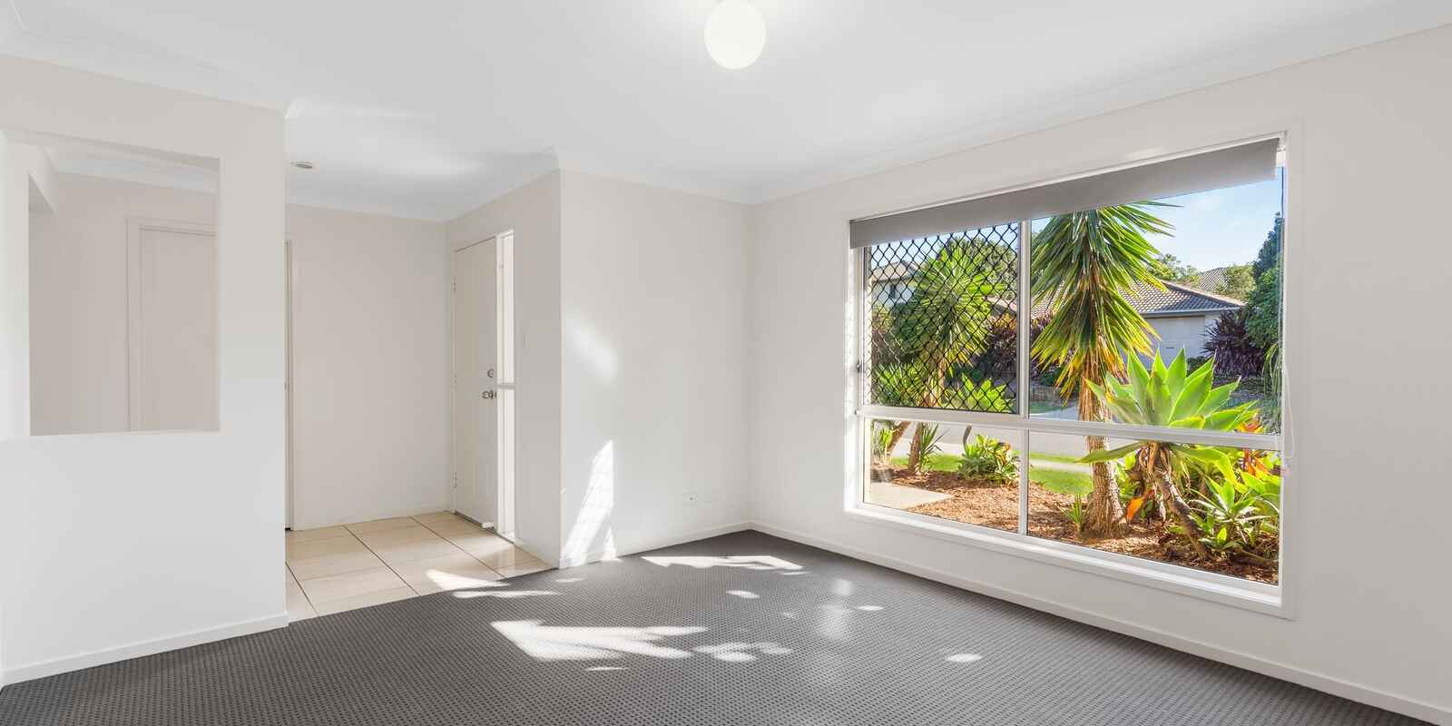 24 Piccadilly Street Bellmere