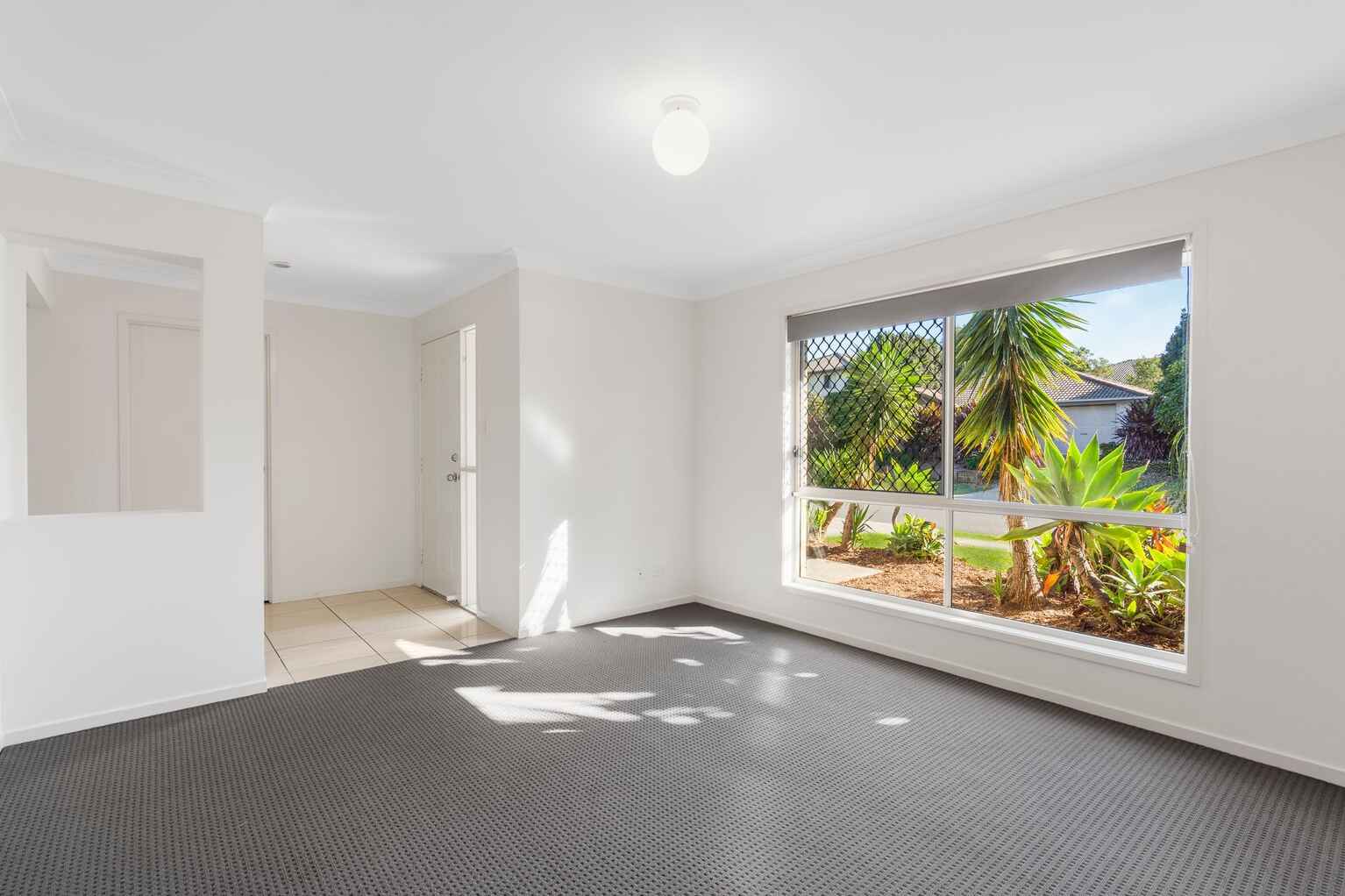 24 Piccadilly Street Bellmere