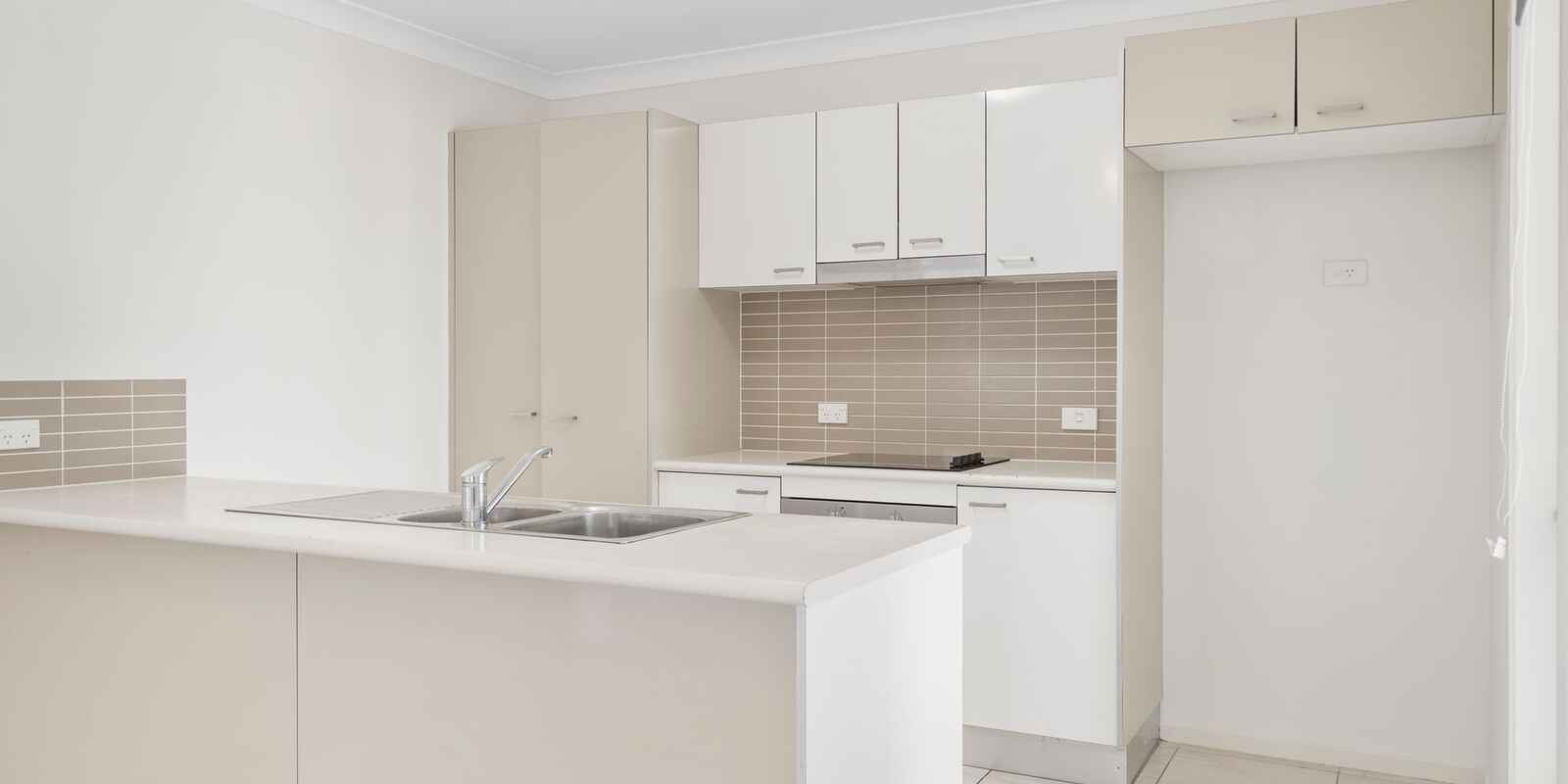 24 Piccadilly Street Bellmere