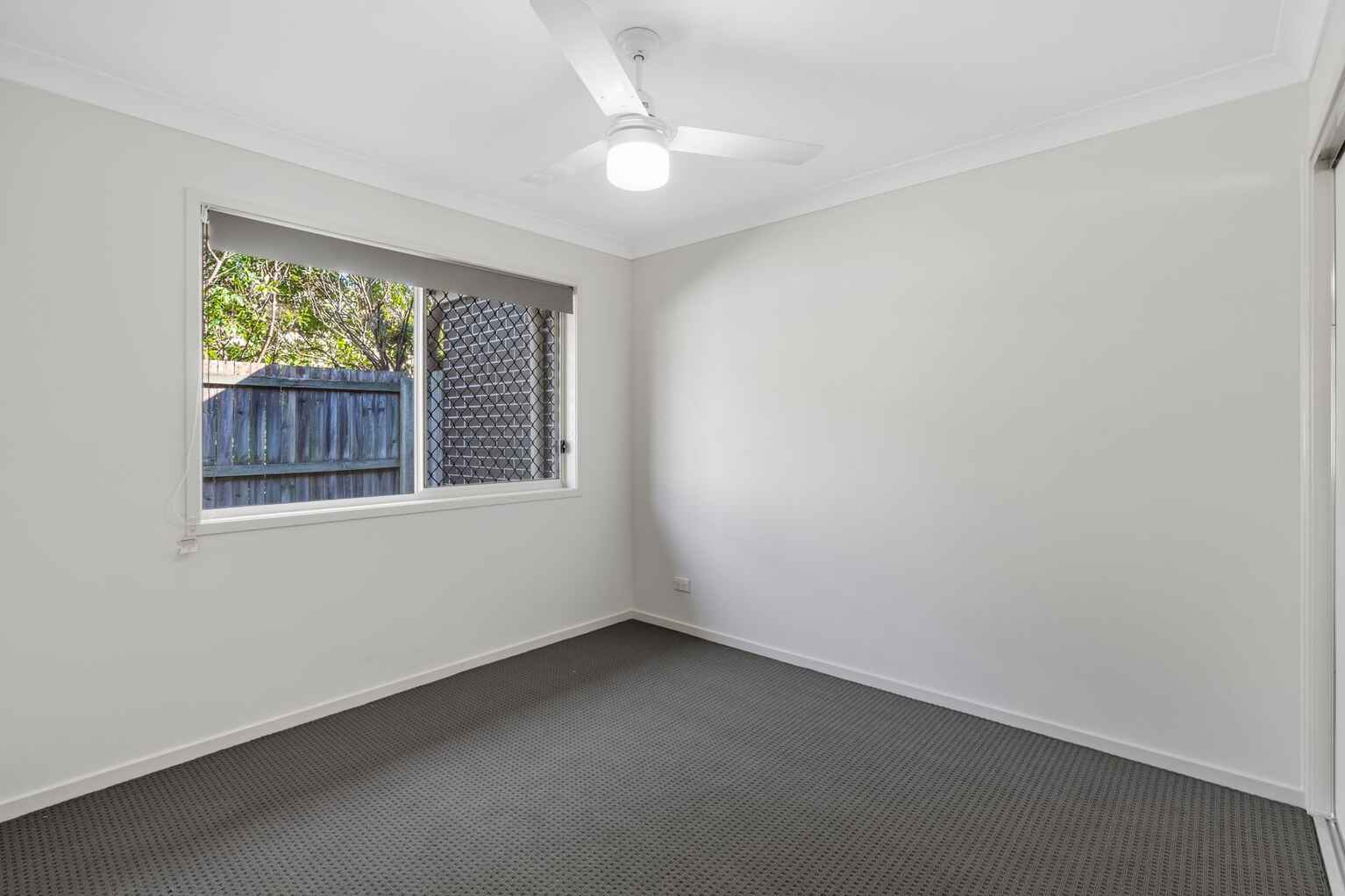 24 Piccadilly Street Bellmere