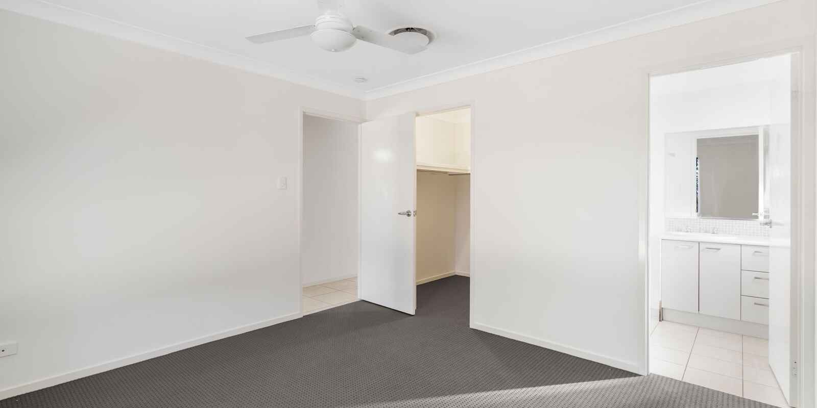 24 Piccadilly Street Bellmere