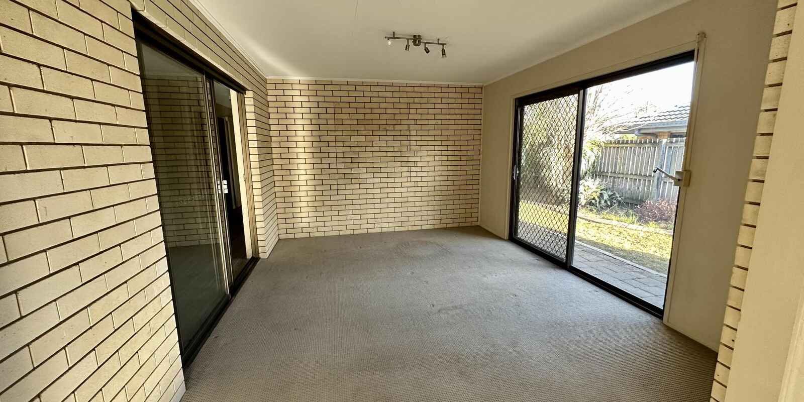 11 Ulmarra Crescent Strathpine