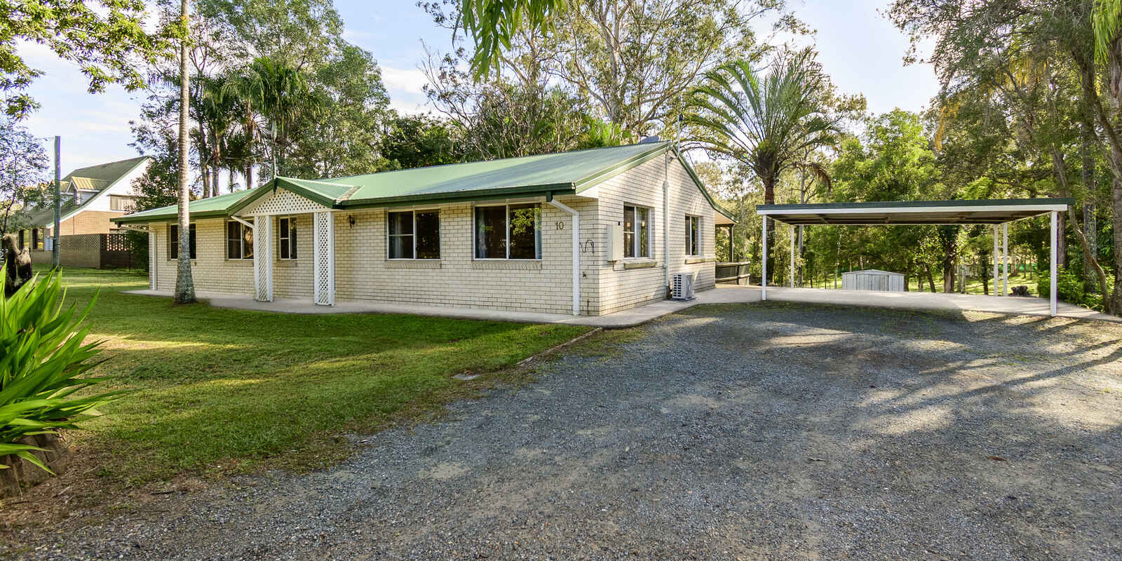 10 Harper Road Bellmere 10 Harper Road Bellmere