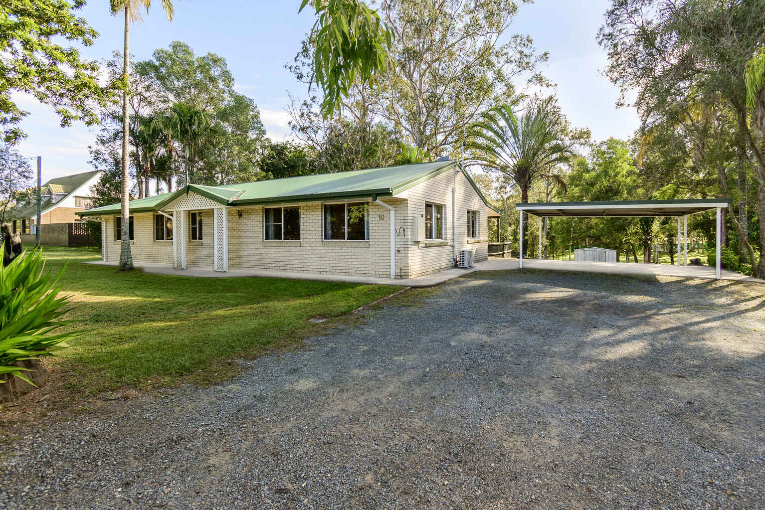 10 Harper Road Bellmere 10 Harper Road Bellmere
