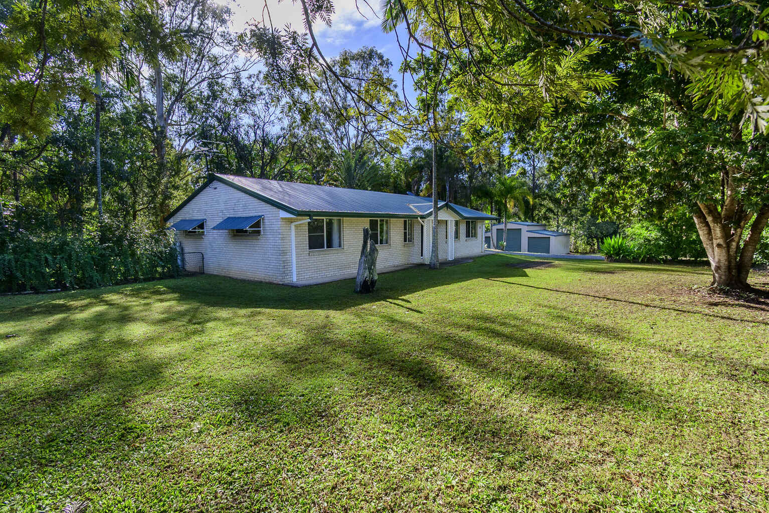 10 Harper Road Bellmere 10 Harper Road Bellmere