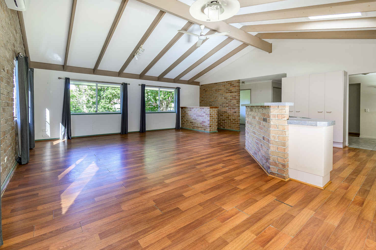 10 Harper Road Bellmere 10 Harper Road Bellmere