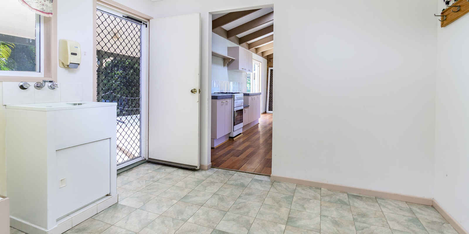 10 Harper Road Bellmere 10 Harper Road Bellmere